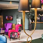 Amber Springs 4*