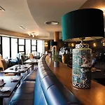 Amber Springs Otel 4*