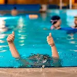 Amber Springs Otel Gorey