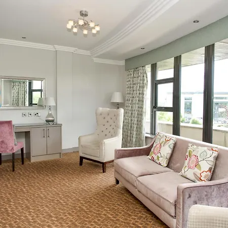 Amber Springs Hotel 4*