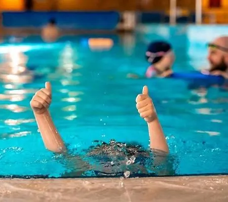 Amber Springs Hotel Gorey