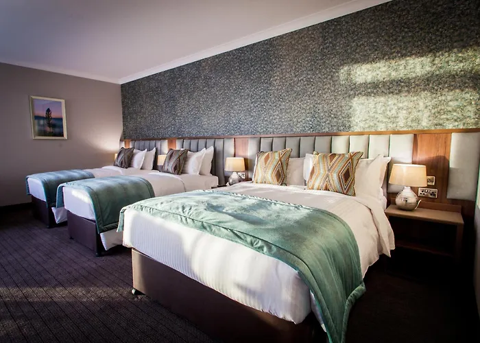 Отель Amber Springs