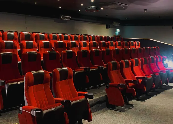 Отель Amber Springs