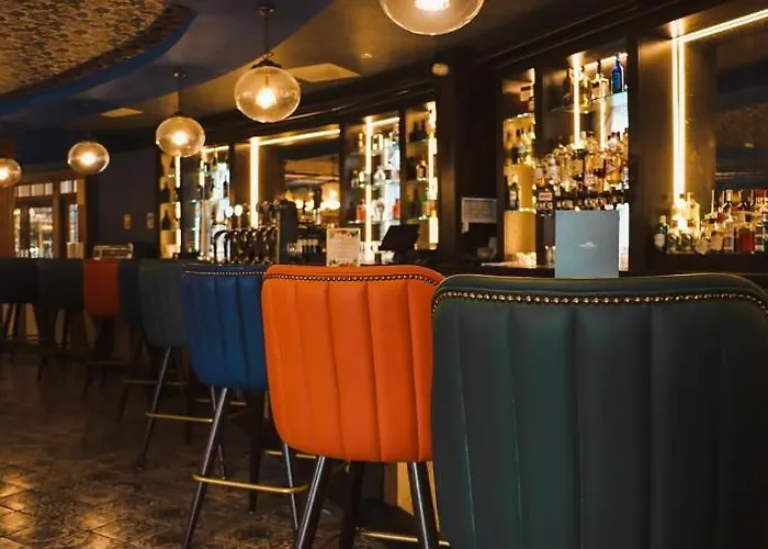 Amber Springs Отель