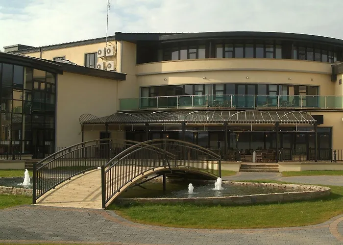 Amber Springs Отель