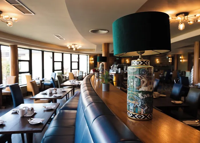 Amber Springs Отель 4*